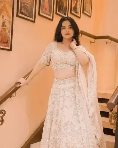 Escort Kasganj